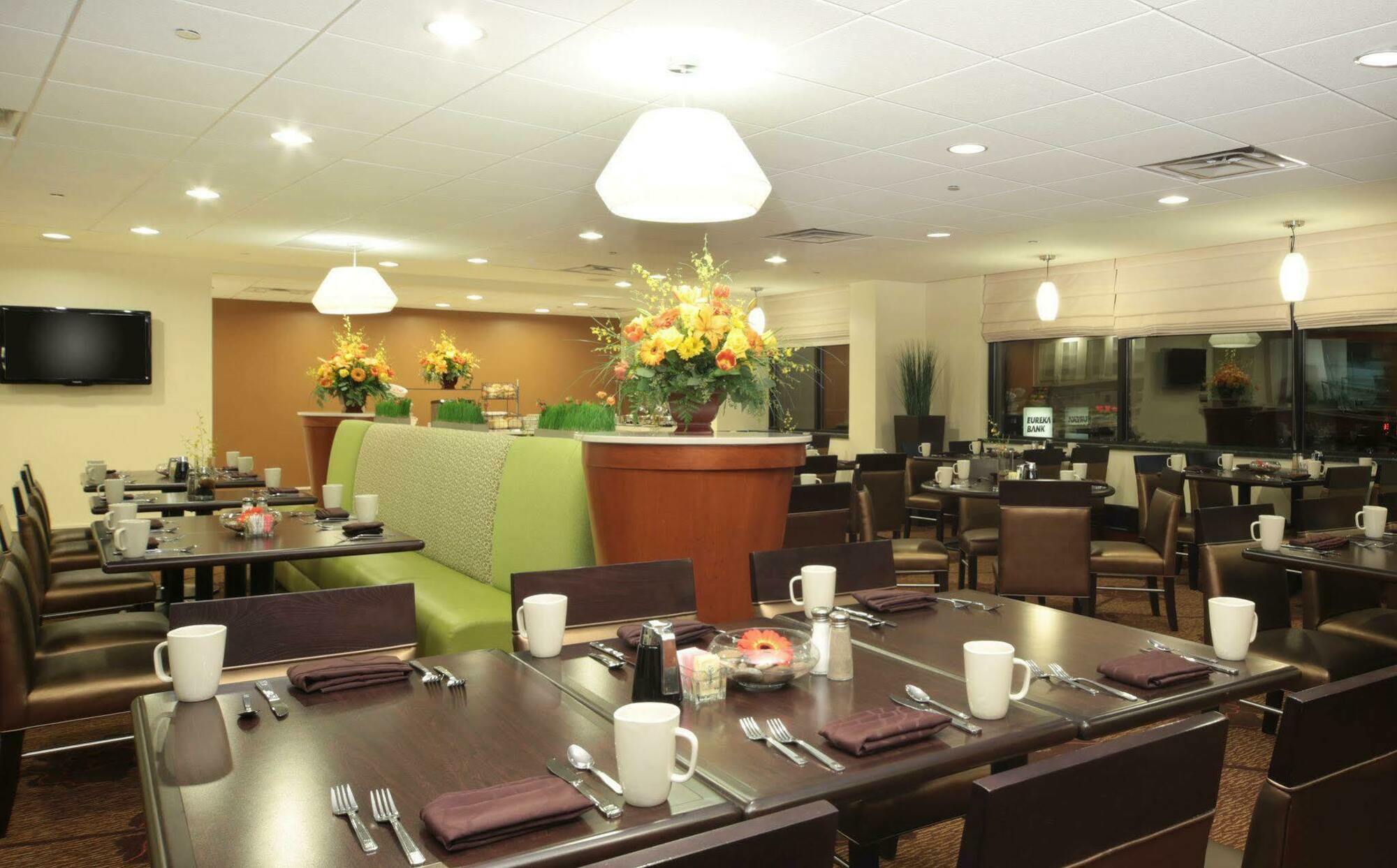 ฮิลตันการ์เดนอินน์ พิตส์เบิร์ก ยูนิเวอร์ซิตี้เพลซ พิตต์สเบิร์ก ร้านอาหาร รูปภาพ